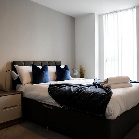 Onpoint Apartments - Spacious 2 Bedroom Apt - City Centre With Balcony Manchester Esterno foto