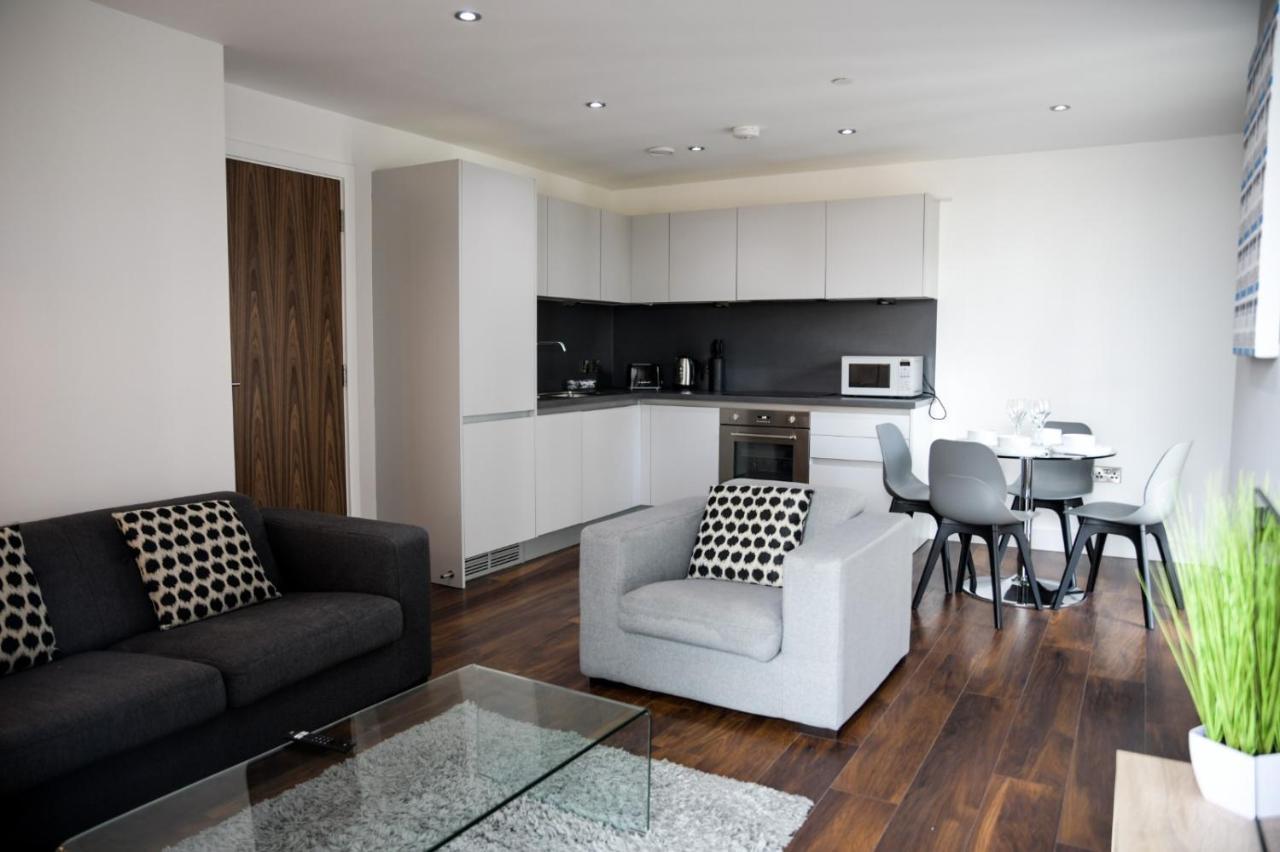Onpoint Apartments - Spacious 2 Bedroom Apt - City Centre With Balcony Manchester Esterno foto