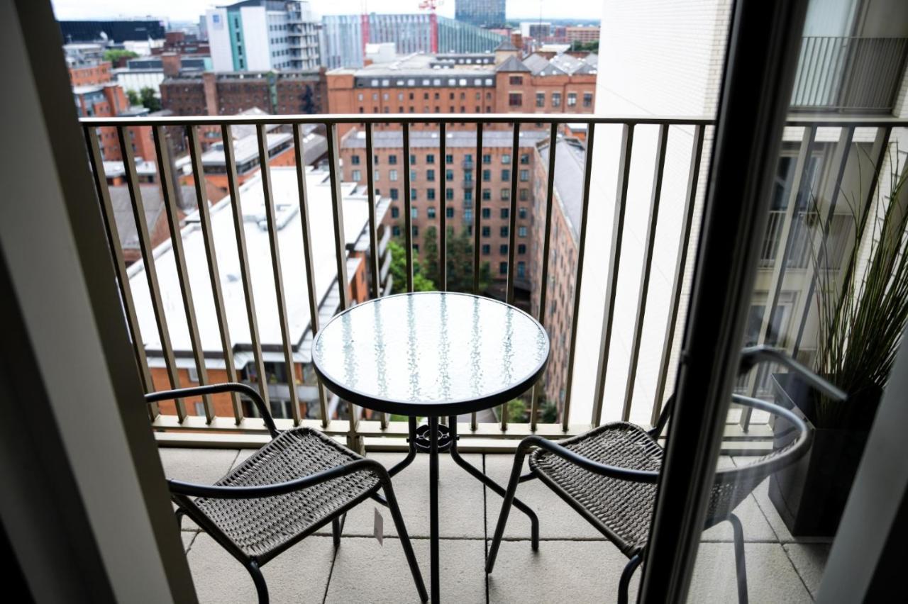 Onpoint Apartments - Spacious 2 Bedroom Apt - City Centre With Balcony Manchester Esterno foto