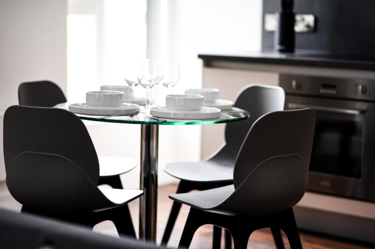 Onpoint Apartments - Spacious 2 Bedroom Apt - City Centre With Balcony Manchester Esterno foto