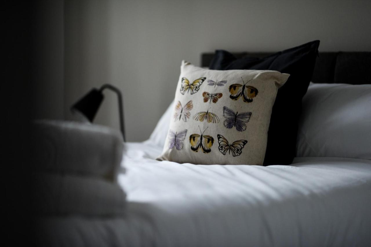 Onpoint Apartments - Spacious 2 Bedroom Apt - City Centre With Balcony Manchester Esterno foto