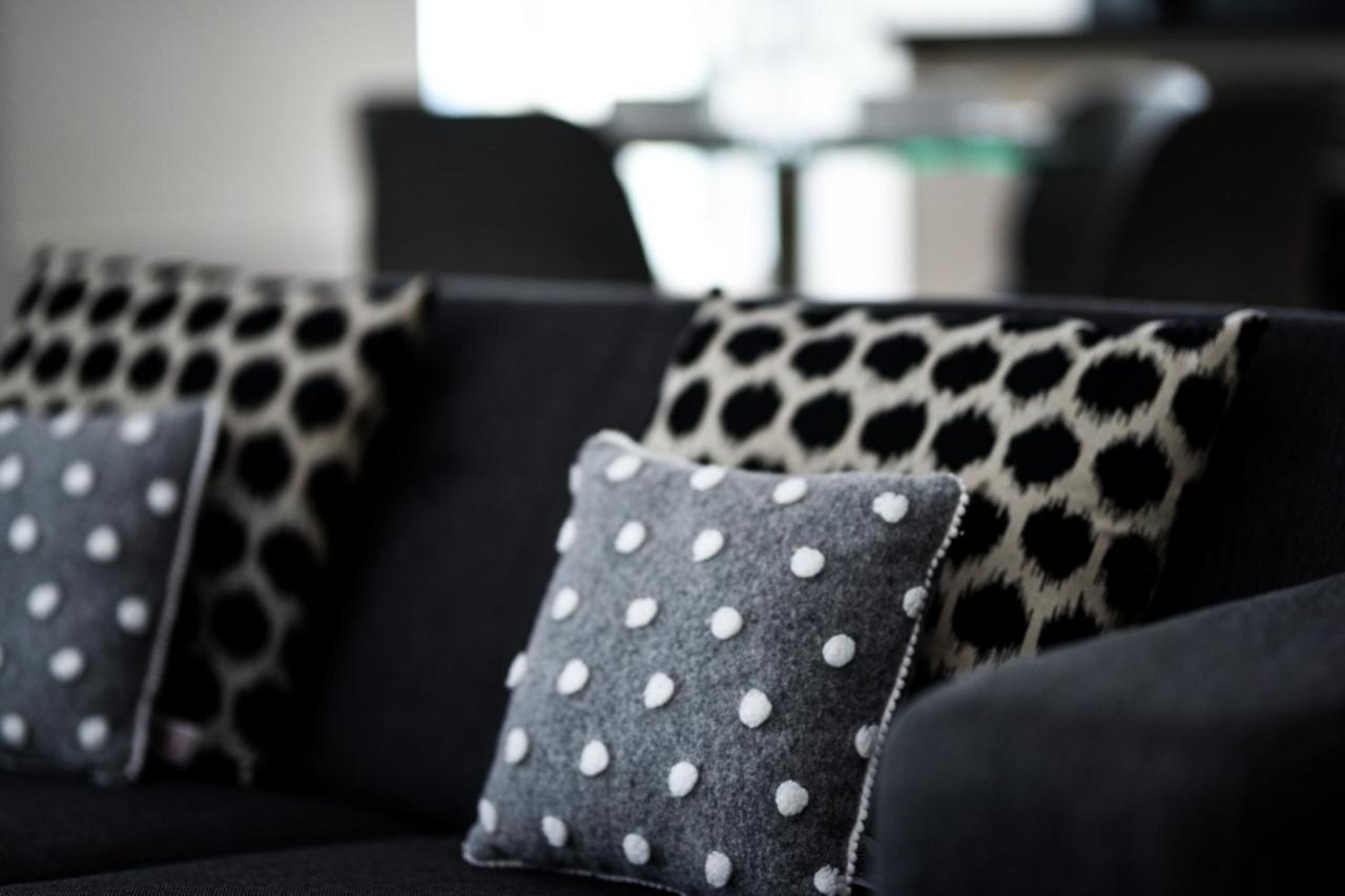 Onpoint Apartments - Spacious 2 Bedroom Apt - City Centre With Balcony Manchester Esterno foto